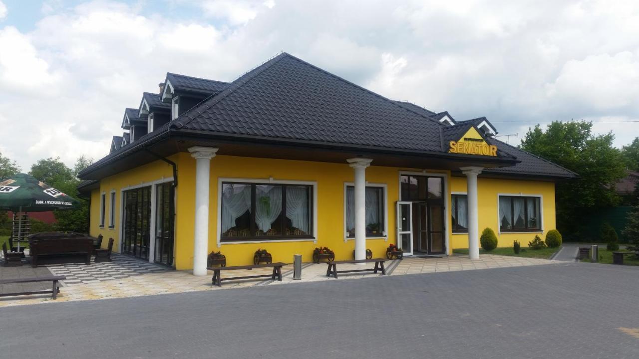 Apartmán Senator Piotrków Trybunalski Exteriér fotografie