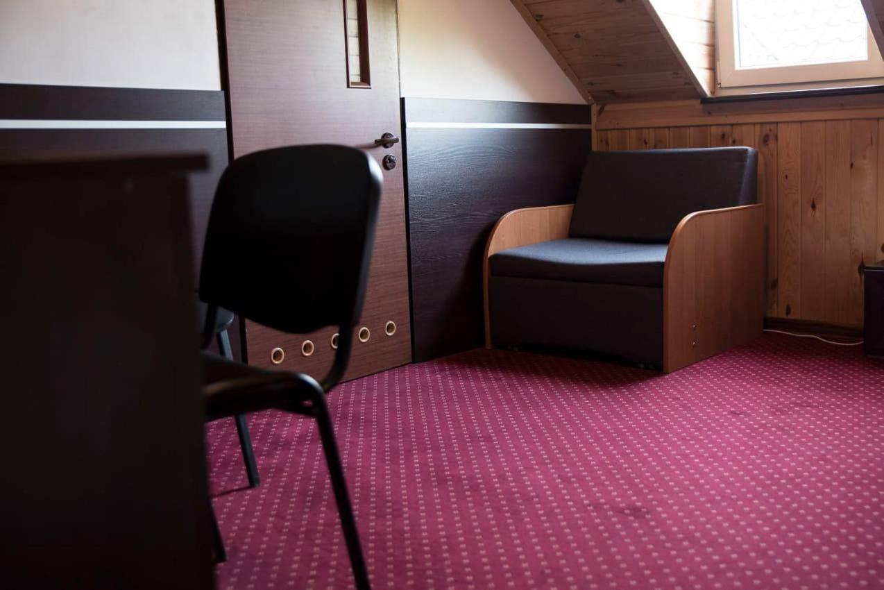 Apartmán Senator Piotrków Trybunalski Exteriér fotografie